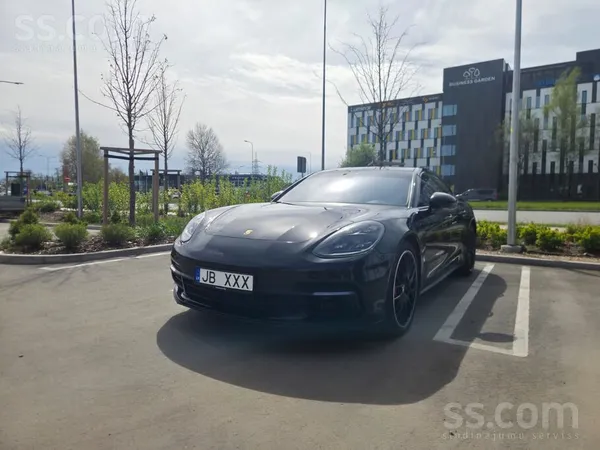 Uzņēmums pārdod Porsche Panamera 4s 2.9 V6 Biturbo, 324kw/441zs
Pilnpiedziņ