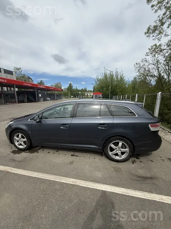 Toyota Pārdodu Toyota avensis 2010.gada ar dīzeļa dzinēju