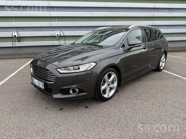 Ford Mondeo ar Titanium komplektāciju. Ievests no Beļģi