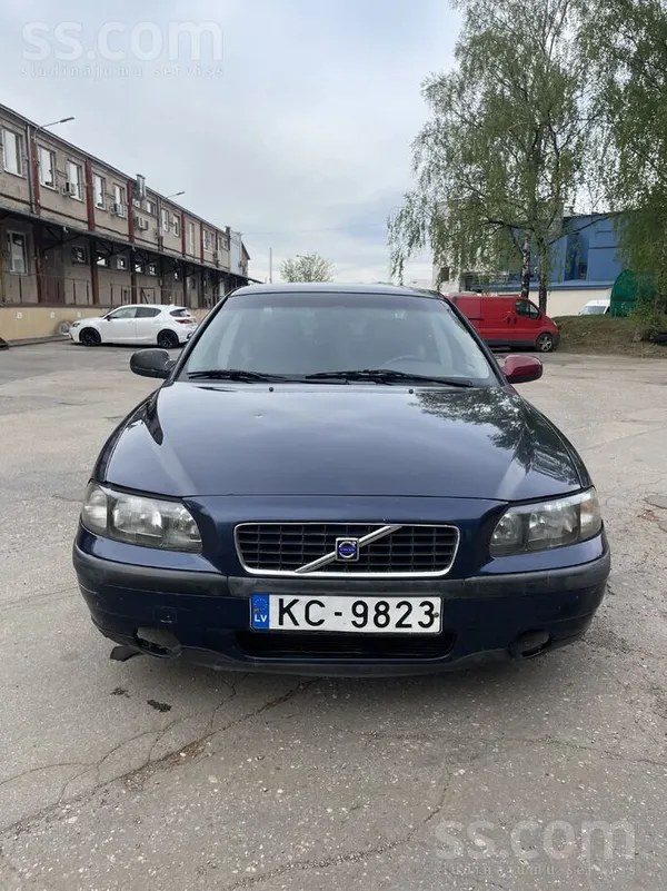 Volvo S60 2.4D 120kW
2002.gads
Manuālā kārba
311 000 km
TA līdz 12.05.20