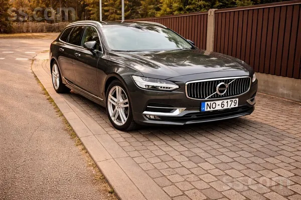 Volvo V90