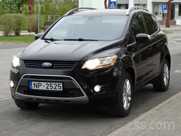 Ford Ford Kuga 2.0 diesel 100kw ar mehānisko kārbu labā