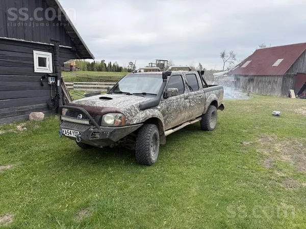 Nissan Pārdod ļoti labā tehniskā stāvoklī sagatavotu meža
