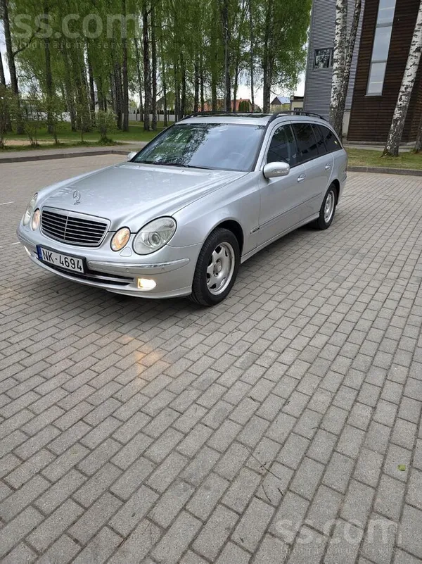 Mercedes Pārdodu koptu un tehniski labu Mercedes -Benz W211