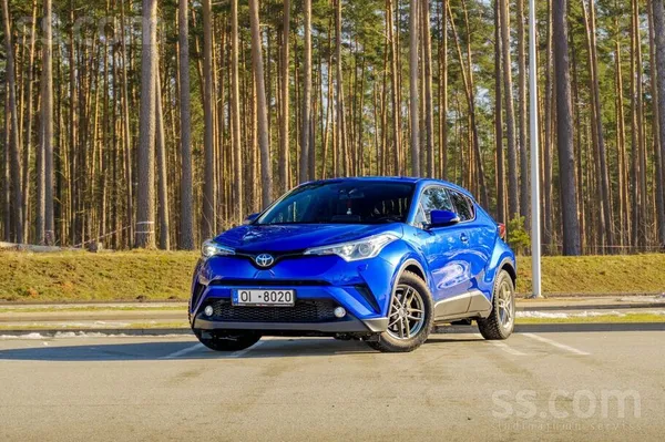 Toyota Toyota C-Hr Hybrid 1.8l hibrīds. 72kKw