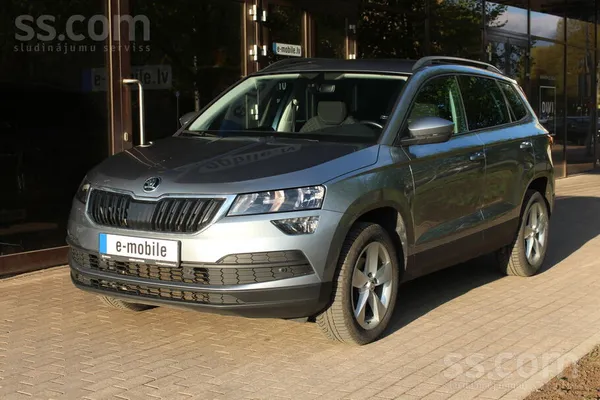 Skoda 1. īpašnieka, kopta Skoda Karoq Ambition, ar 1.5l 
