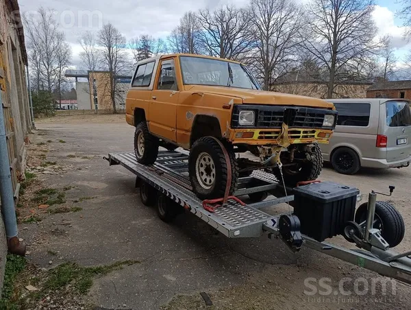 Nissan Pārdodu Nissan Patrol.