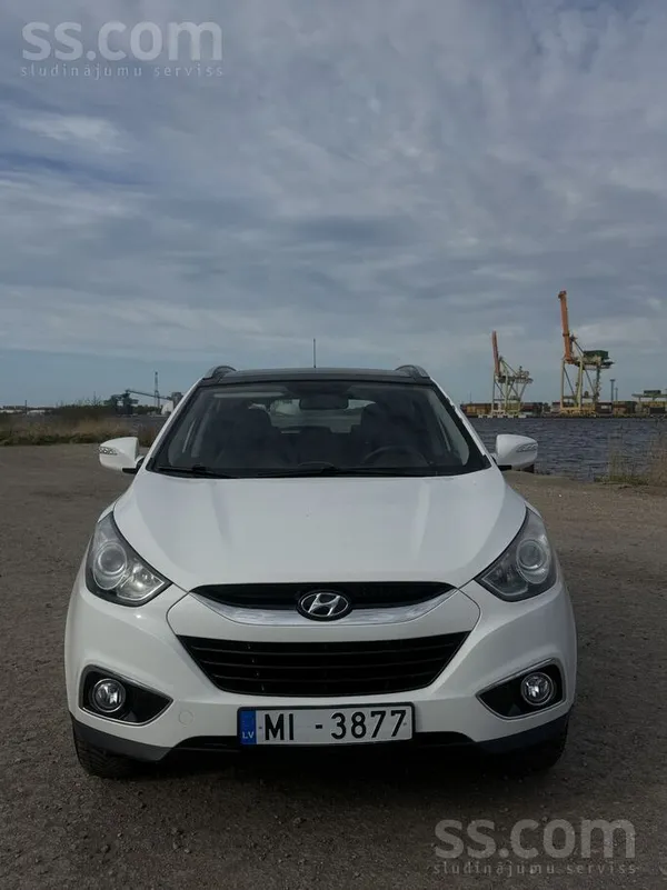 Hyundai Продаю Hyundai ix35, 2012 года. Машина продаётся в
