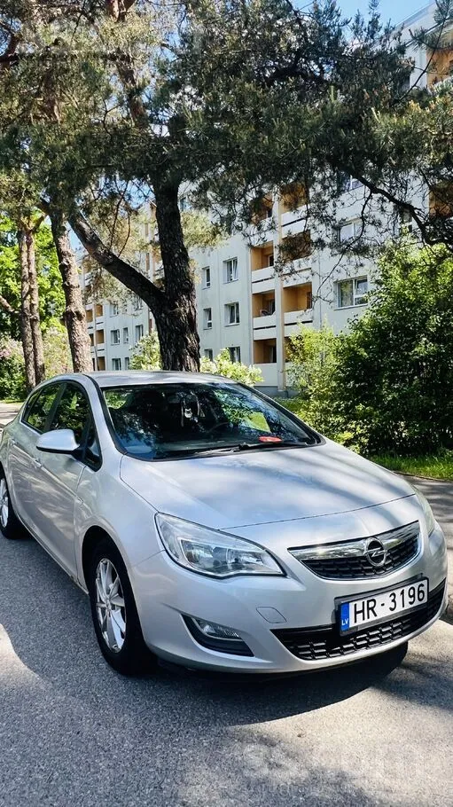 Opel Срочная продажа в связи с переездом .Автомобиль в