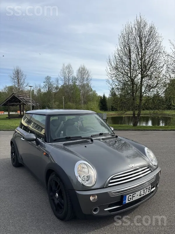 Mini Svaiga skate. Pārdod Mini Cooper 2005.gada. Oriģin