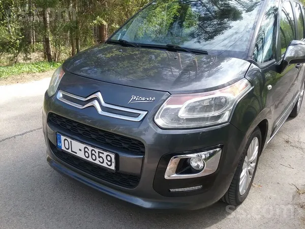 Citroen Auto no Francijas, Latvijā netika lietots. Ļoti ek
