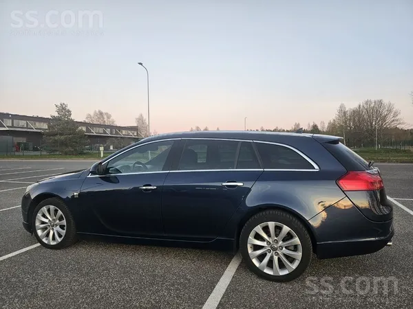 Opel Pārdod Opel Insignia Opc 4X4 2012 gada. Vizuāli un