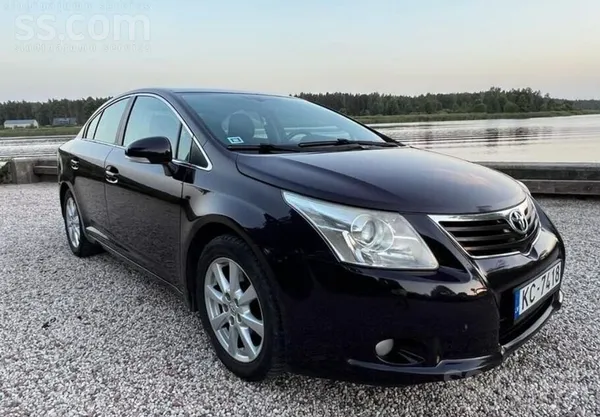 Toyota Toyota Avensis, 2010. gads