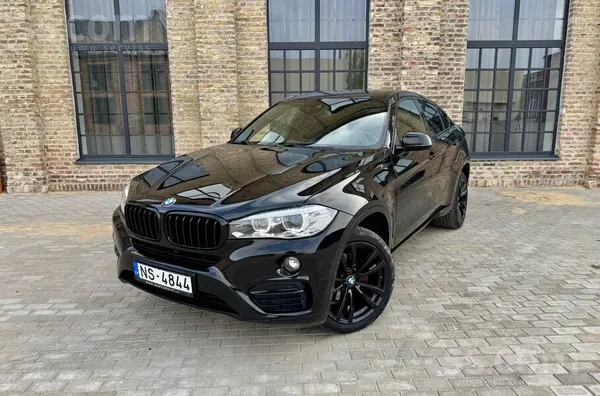 BMW Bmw X6 F16 virsbūvē. Aprīkots ar 3.0d 190kw dzinēj
