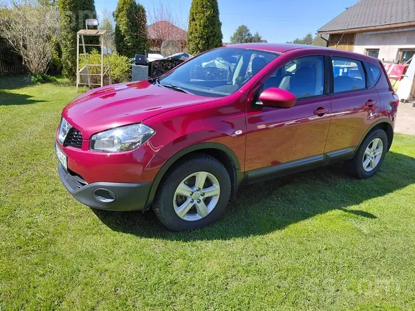 Nissan Qashqai ar 2.0 dīzeļdzinēju un 6 pakāpju mehānisko