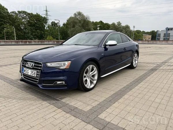 Audi Pārdodu 2013. gada S5 Coupe quattro ar 3.0 benzīna