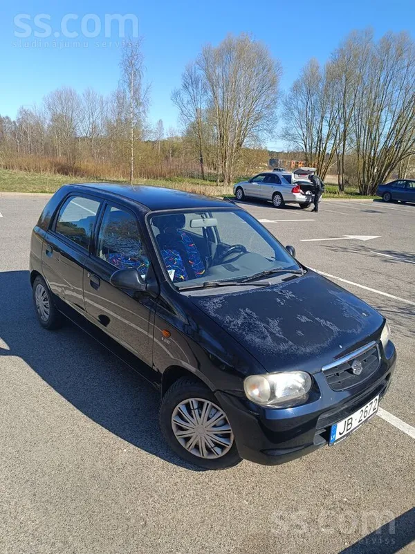 Jauks un ņiprs pilsētas auto. Ļoti praktisks izmēru ziņā, jo vietu vienmēr a