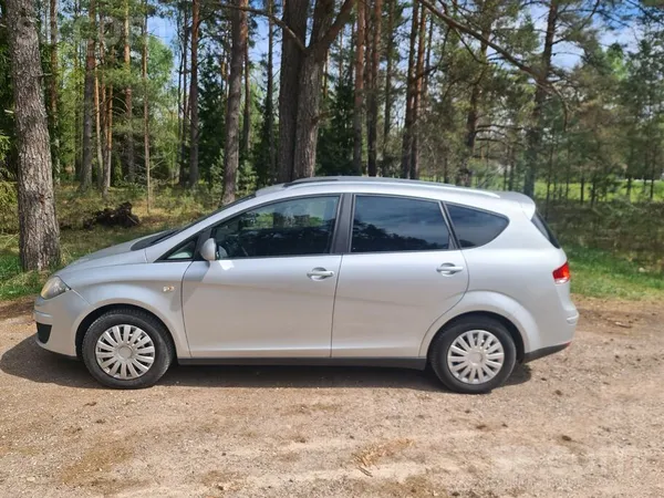 Seat Seat Altea XL. Nesen no Vācijas. Ideālā tehniskā s
