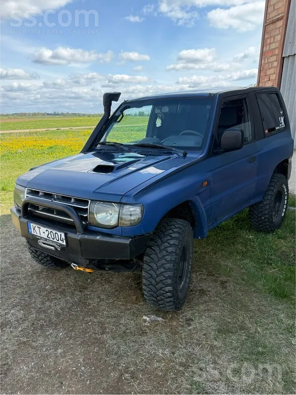 Mitsubishi Pārdodu labu Pajero. 