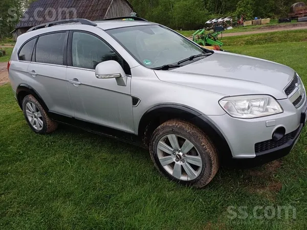 Ērts ģimenes auto. Pārdodu, jo ir iegādāts cits auto. Motors strādā labi, kā