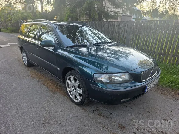 Volvo V70