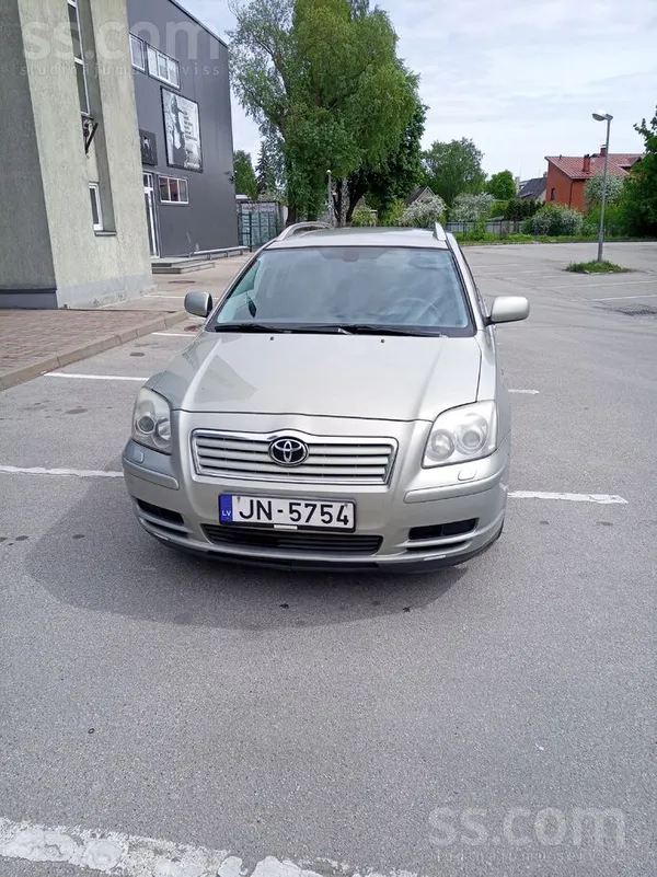 Toyota Продаю Toyota Avensis 2.2 D-Cat. 2006 год. Pļavnie