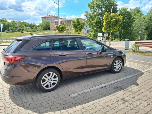 Opel Privātpersona pārdod ļoti ekonomisku, ērtu un prak