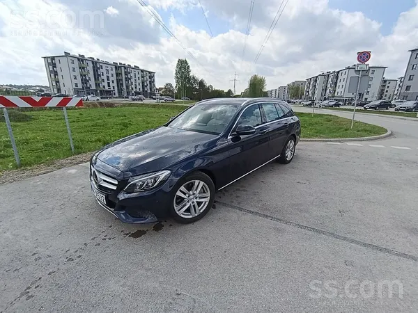 Mercedes C350e Plug-In Hybrid 2.0 Benzīns