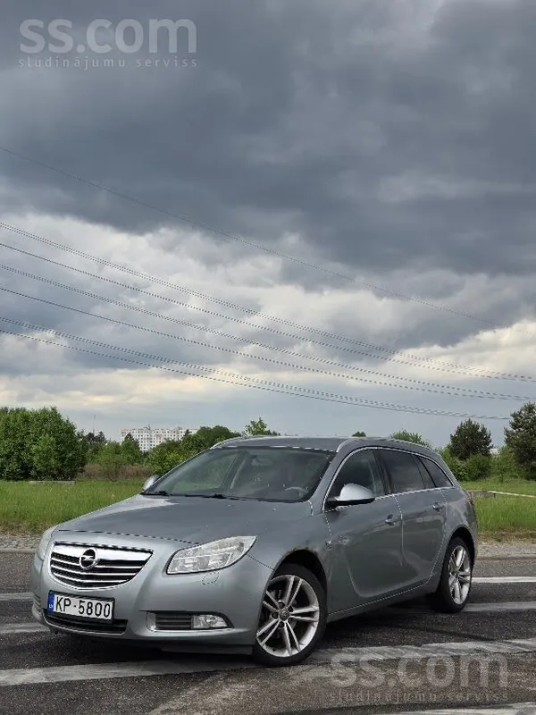 Opel Pārdodu Opel Insignia Sports Tourer, 2.0 dīzelis, 