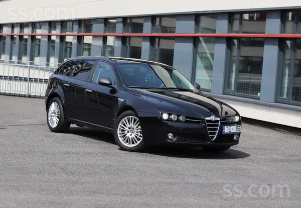 Alfa Romeo 159, 1.750 Tbi turbo benzīns, 147kW, manuāls. 

Pie 155k nobrau