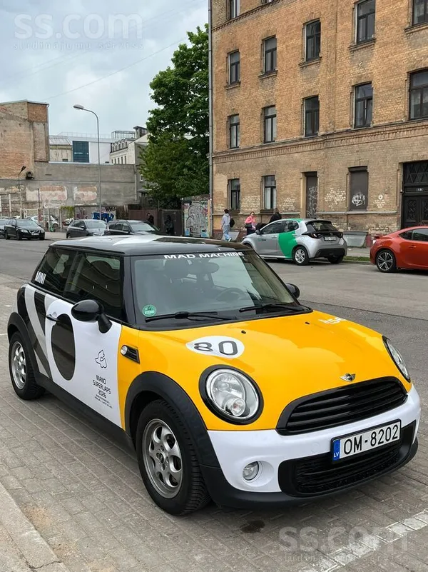 Pārdodu Mini Cooper R56 ar benzīna 1.6 90 kw dzinēju. Auto ievests no Vācija