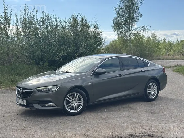 Opel Pārdod ļoti komfortablu un ekonomisku ģimenes auto