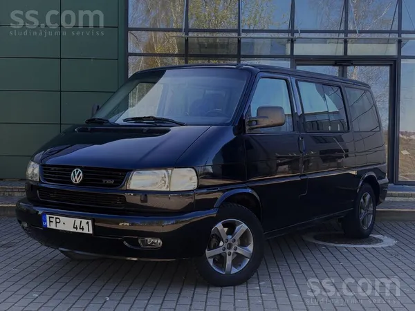 Volkswagen VW Multivan 2.5tdi labā stāvoklī. 