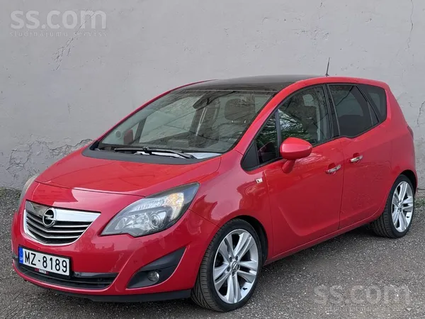Opel Kopts auto. Automāts. Dzinējs, kārba strādā bez pr