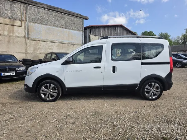 A/m tikai no Francijas, Dacia Dokker Stepway , 1.2 Tce, Četri cilindri, benz