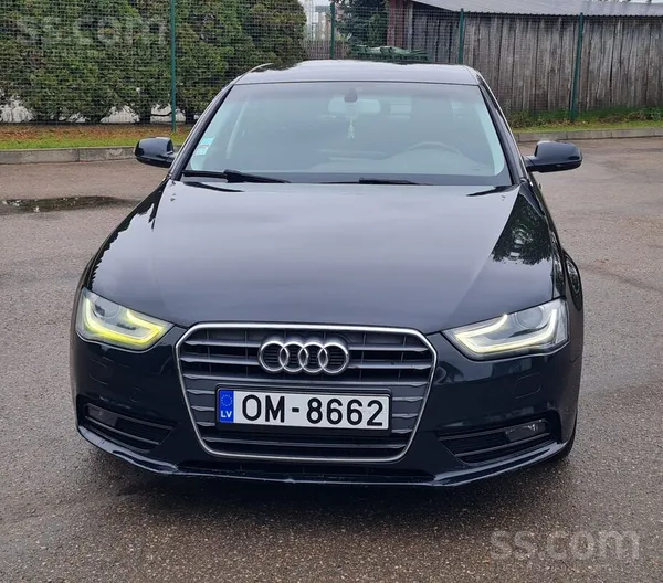 Audi Skaists auto tiko ievests no Francijas. Audi A4 Li