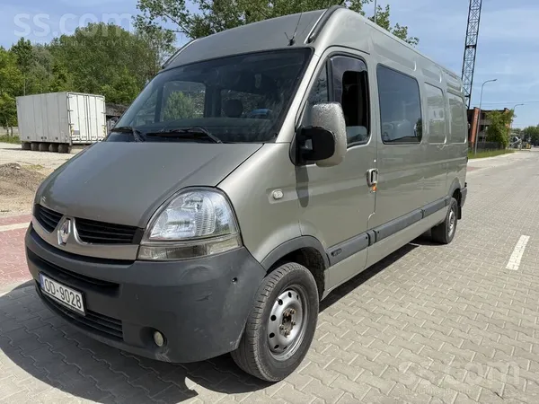 Renault Garais kravas ar 6 sēdvietām, pilna masa 3500kg, 