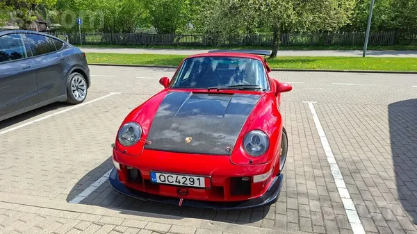 Porsche 911