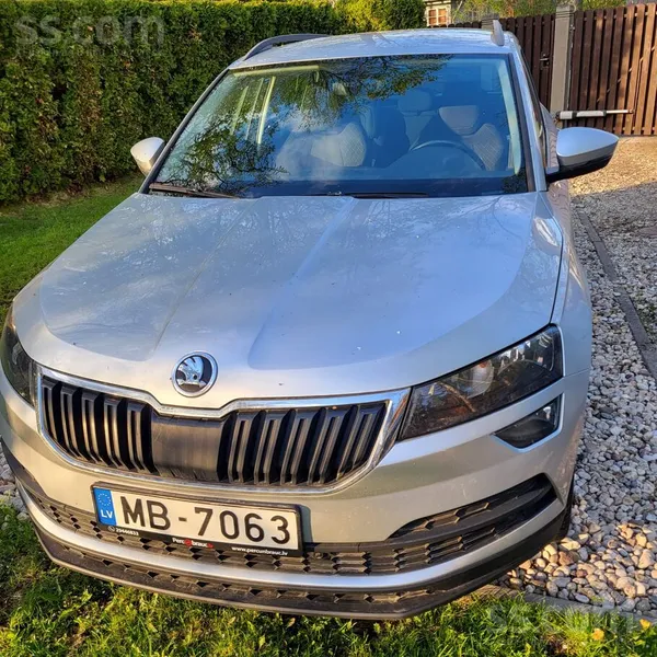 Skoda Pārdodu koptu Škoda Karoq ļoti labā vizuālā un teh