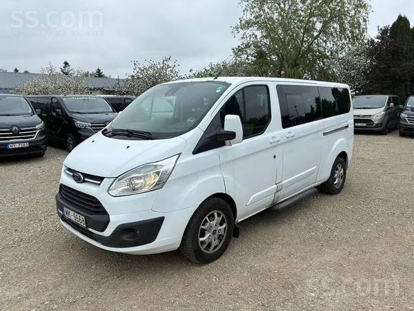 Ford Pārdod labu, ietilpīgu Ford busiņu ar 2.2l 114kw d