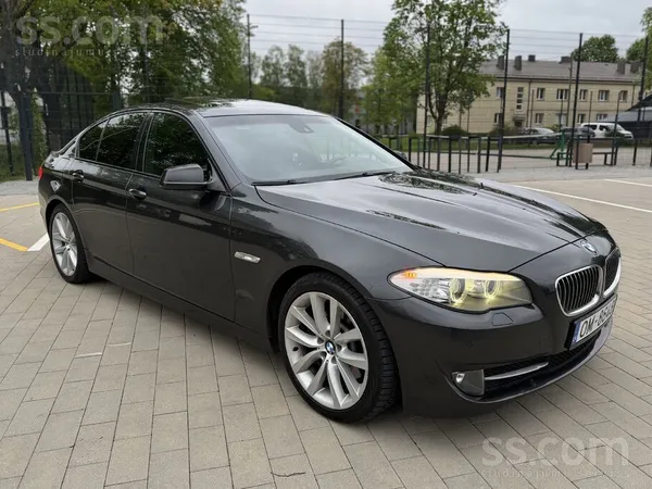 BMW 525