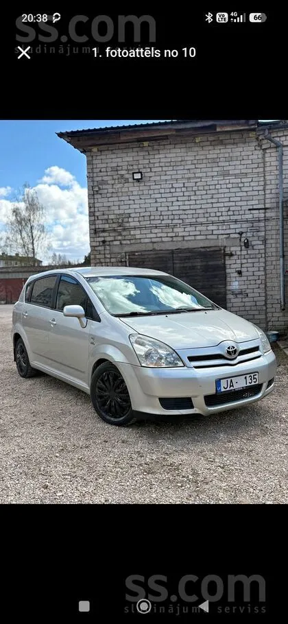 Tirgojas labs auto par labu cenu. Steidzami, sakarā ar izbraukšanu tirgoju,