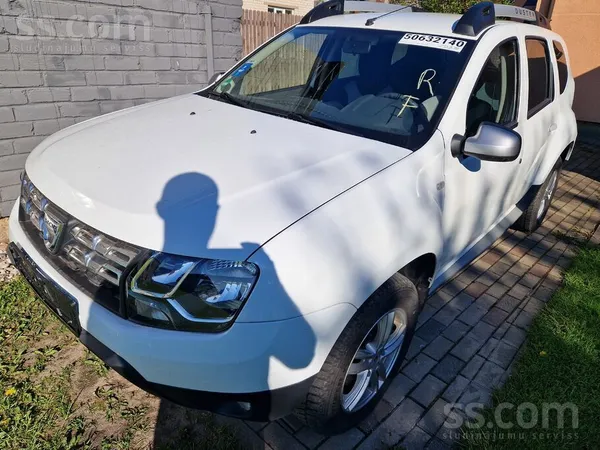 Dacia Ar Bojājumu. Kamēr gaidu rindā pie krāsotāja varbū