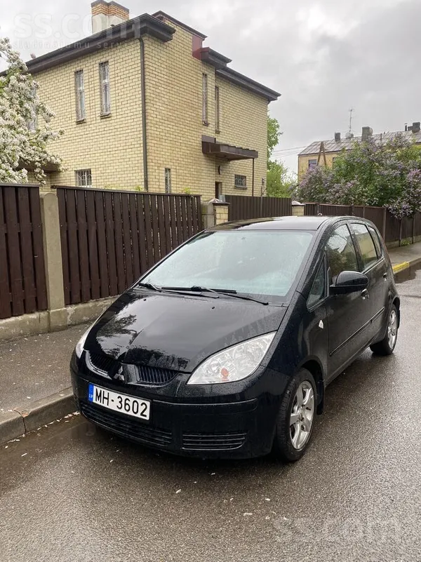 Mitsubishi Mitsubishi Colt 1.3 benzīns, Pusautomāts.