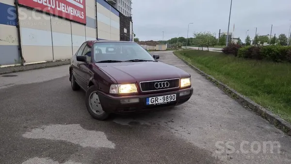 Audi Tirgojas Audi 80 ar benzinu motoru 85kw. Ritoša da
