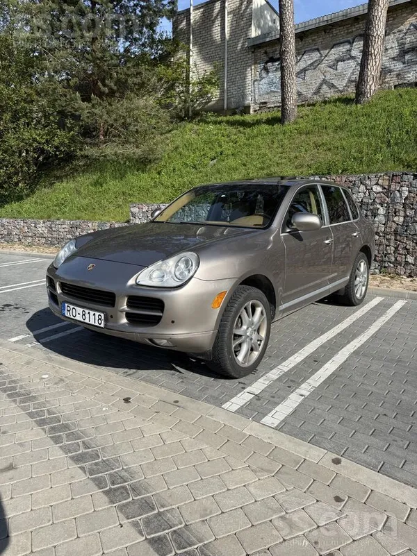 Pārdodu simpātisku Porsche 
Ietilpīgs un praktisks auto. 
Porsche Cayenne