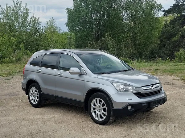 Honda Tikko no Vācijas Cr-V pilnā “Executive” versija. 