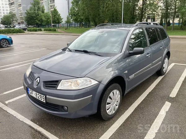 Renault Pārdodu ikdienas darba auto ar jaunu tehnisko apsk