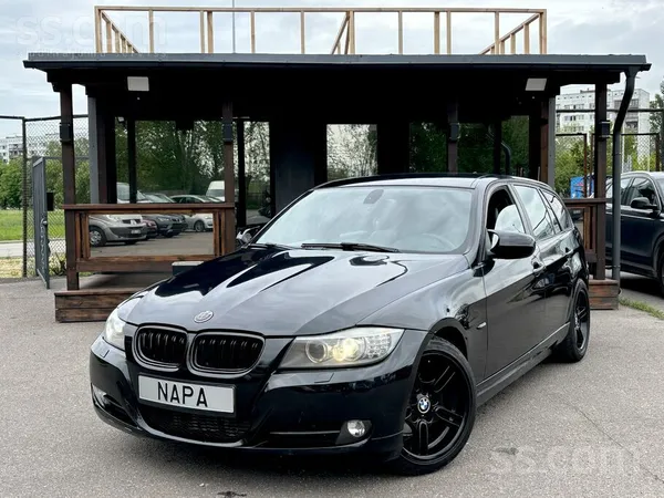 BMW 320
