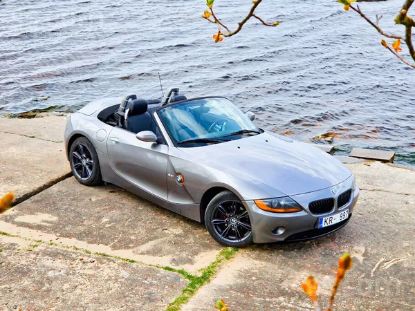 BMW BMW Z4 ar 2.5L 192zs dzinēju (M54B25). Auto ir lab